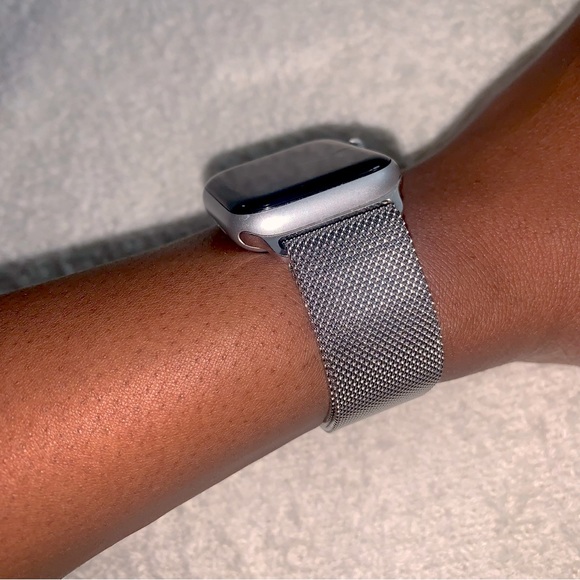 *SOLD* Apple Watch Band Milanese Loop (40mm) - Picture 2 of 5